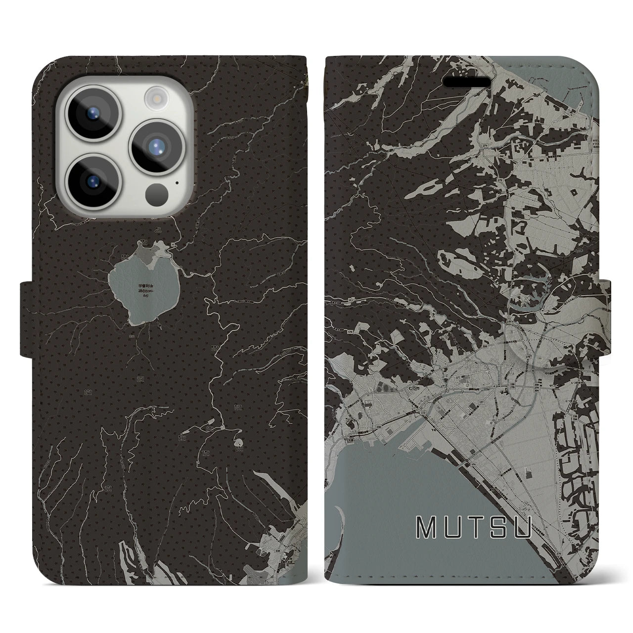 【むつ(青森県)】地図柄iPhoneケース(手帳タイプ)モノトーン・iPhone 15 Pro 用