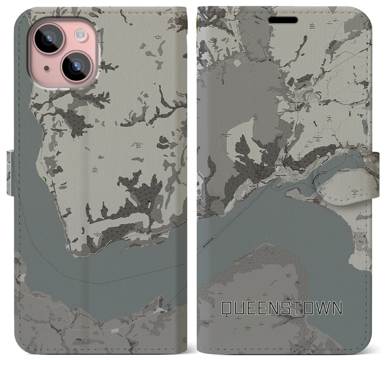 【クイーンズタウン(ニュージーランド)】地図柄iPhoneケース(手帳タイプ)モノトーン・iPhone 15 Plus 用