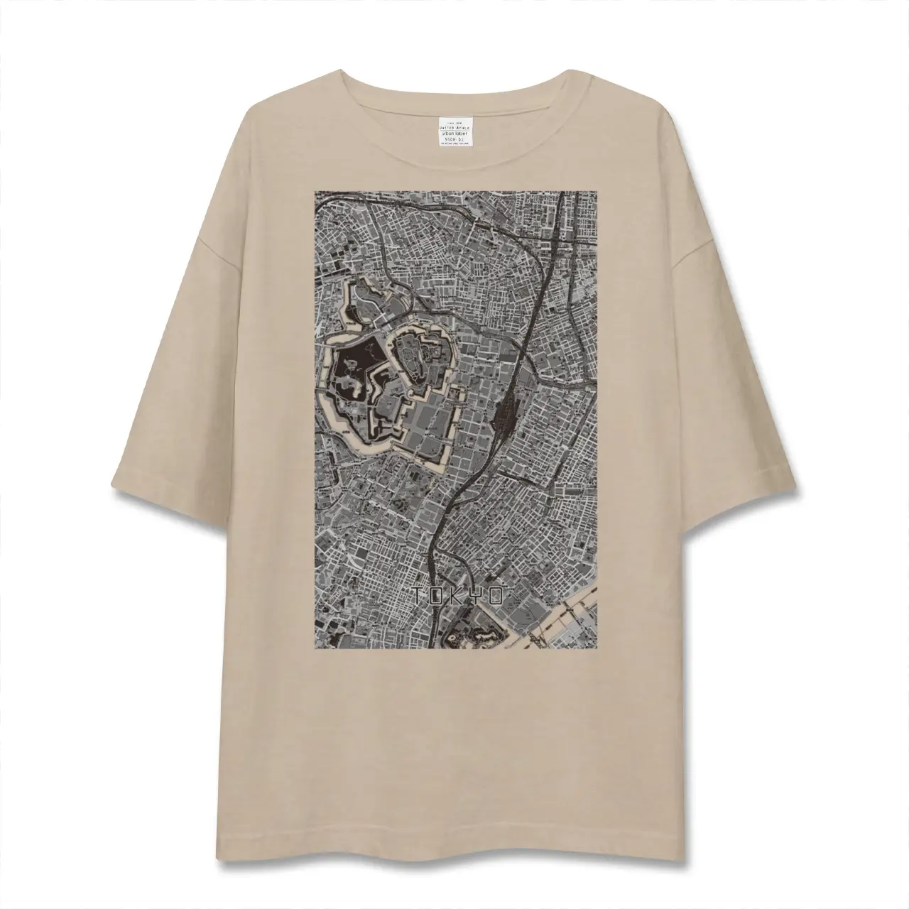 【東京(東京都)】地図柄ビッグシルエットTシャツ