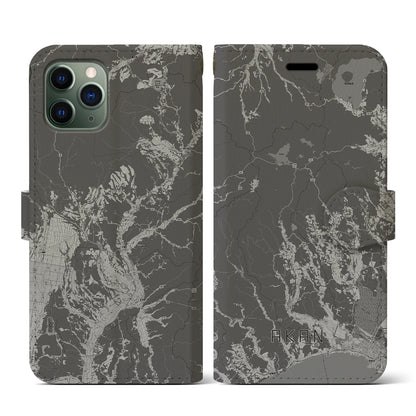【阿寒（北海道）】地図柄iPhoneケース（手帳タイプ）モノトーン・iPhone 11 Pro 用