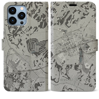 【千葉ニュータウン中央（千葉県）】地図柄iPhoneケース（手帳タイプ）モノトーン・iPhone 13 Pro Max 用