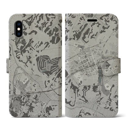 【千葉ニュータウン中央（千葉県）】地図柄iPhoneケース（手帳タイプ）モノトーン・iPhone XS / X 用