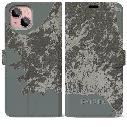 【知覧（鹿児島県）】地図柄iPhoneケース（手帳タイプ）モノトーン・iPhone 15 Plus 用