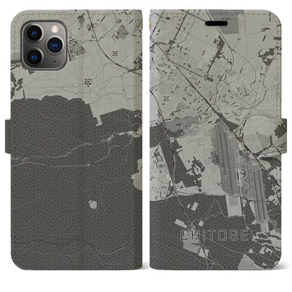 【千歳（北海道）】地図柄iPhoneケース（手帳タイプ）モノトーン・iPhone 11 Pro Max 用