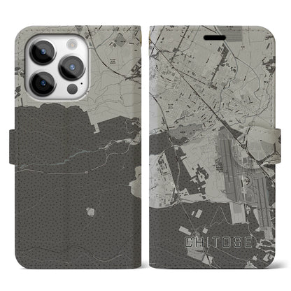 【千歳（北海道）】地図柄iPhoneケース（手帳タイプ）モノトーン・iPhone 14 Pro 用