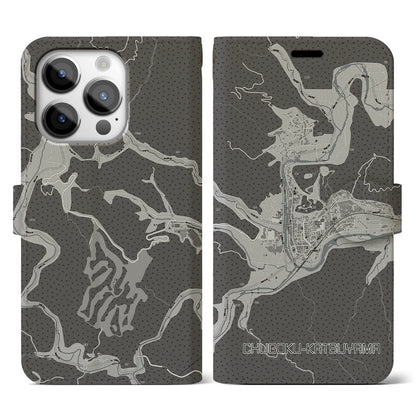 【中国勝山（岡山県）】地図柄iPhoneケース（手帳タイプ）モノトーン・iPhone 14 Pro 用