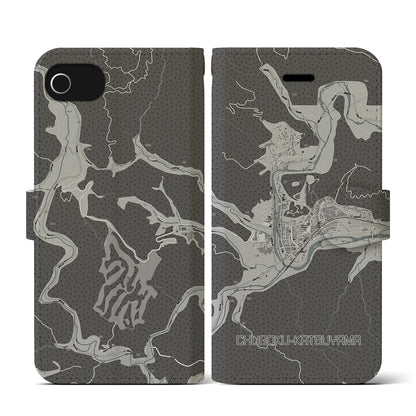 【中国勝山（岡山県）】地図柄iPhoneケース（手帳タイプ）モノトーン・iPhone SE（第3 / 第2世代） / 8 / 7 / 6s / 6 用