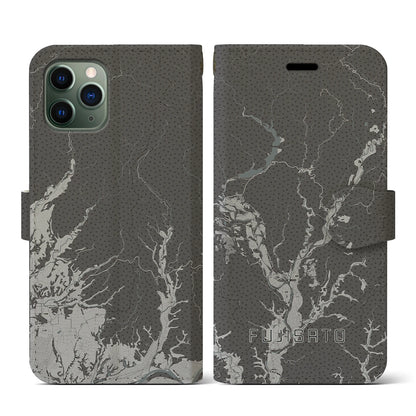 【藤里（秋田県）】地図柄iPhoneケース（手帳タイプ）モノトーン・iPhone 11 Pro 用