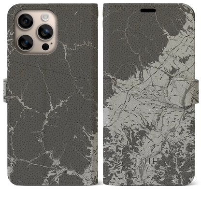 【飯田（長野県）】地図柄iPhoneケース（手帳タイプ）モノトーン・iPhone 16 Plus 用