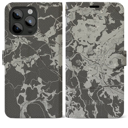 【伊集院（鹿児島県）】地図柄iPhoneケース（手帳タイプ）モノトーン・iPhone 15 Pro Max 用