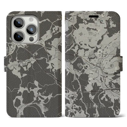 【伊集院（鹿児島県）】地図柄iPhoneケース（手帳タイプ）モノトーン・iPhone 15 Pro 用