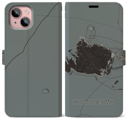 【西表島（沖縄県）】地図柄iPhoneケース（手帳タイプ）モノトーン・iPhone 15 Plus 用