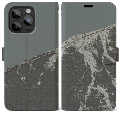 【糸魚川（新潟県）】地図柄iPhoneケース（手帳タイプ）モノトーン・iPhone 15 Pro Max 用