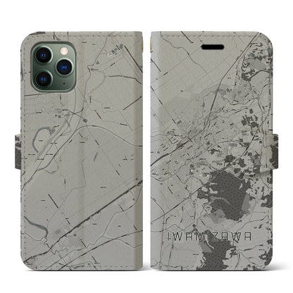 【岩見沢（北海道）】地図柄iPhoneケース（手帳タイプ）モノトーン・iPhone 11 Pro 用
