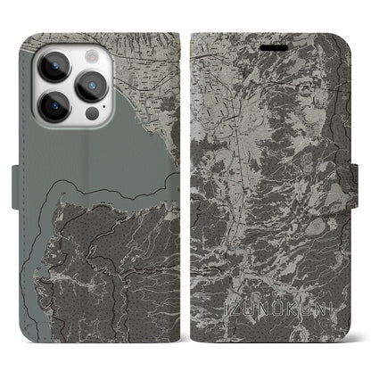 【伊豆の国（静岡県）】地図柄iPhoneケース（手帳タイプ）モノトーン・iPhone 14 Pro 用