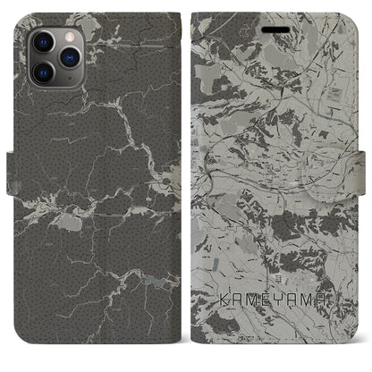 【亀山（三重県）】地図柄iPhoneケース（手帳タイプ）モノトーン・iPhone 11 Pro Max 用