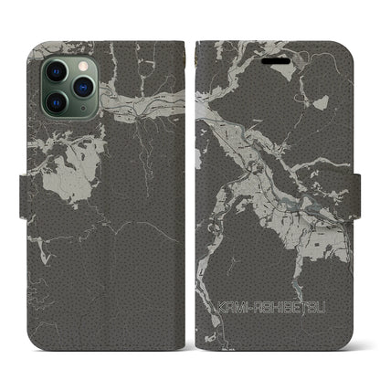 【上芦別（北海道）】地図柄iPhoneケース（手帳タイプ）モノトーン・iPhone 11 Pro 用