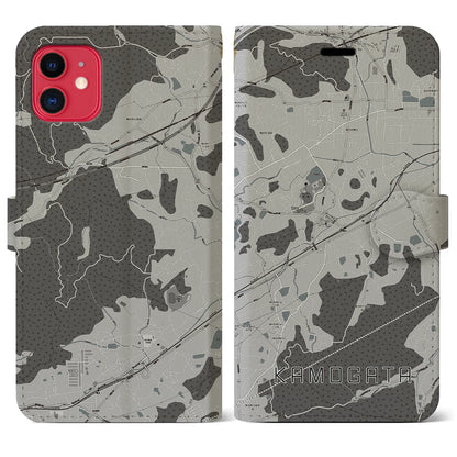 【鴨方（岡山県）】地図柄iPhoneケース（手帳タイプ）モノトーン・iPhone 11 用