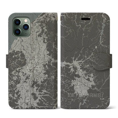 【勝山（福井県）】地図柄iPhoneケース（手帳タイプ）モノトーン・iPhone 11 Pro 用