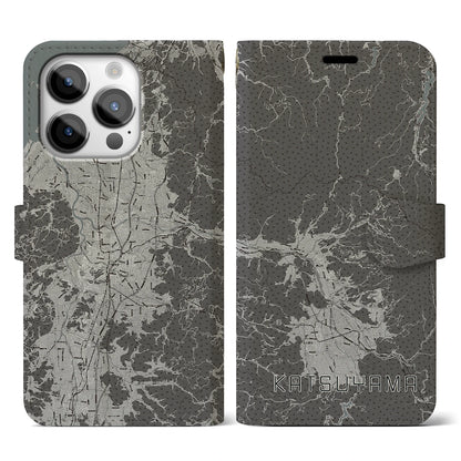 【勝山（福井県）】地図柄iPhoneケース（手帳タイプ）モノトーン・iPhone 14 Pro 用