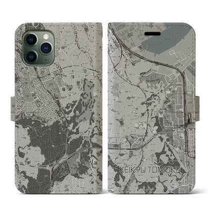 【京急富岡（神奈川県）】地図柄iPhoneケース（手帳タイプ）モノトーン・iPhone 11 Pro 用