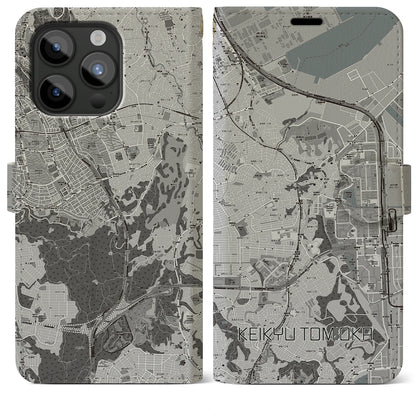 【京急富岡（神奈川県）】地図柄iPhoneケース（手帳タイプ）モノトーン・iPhone 15 Pro Max 用