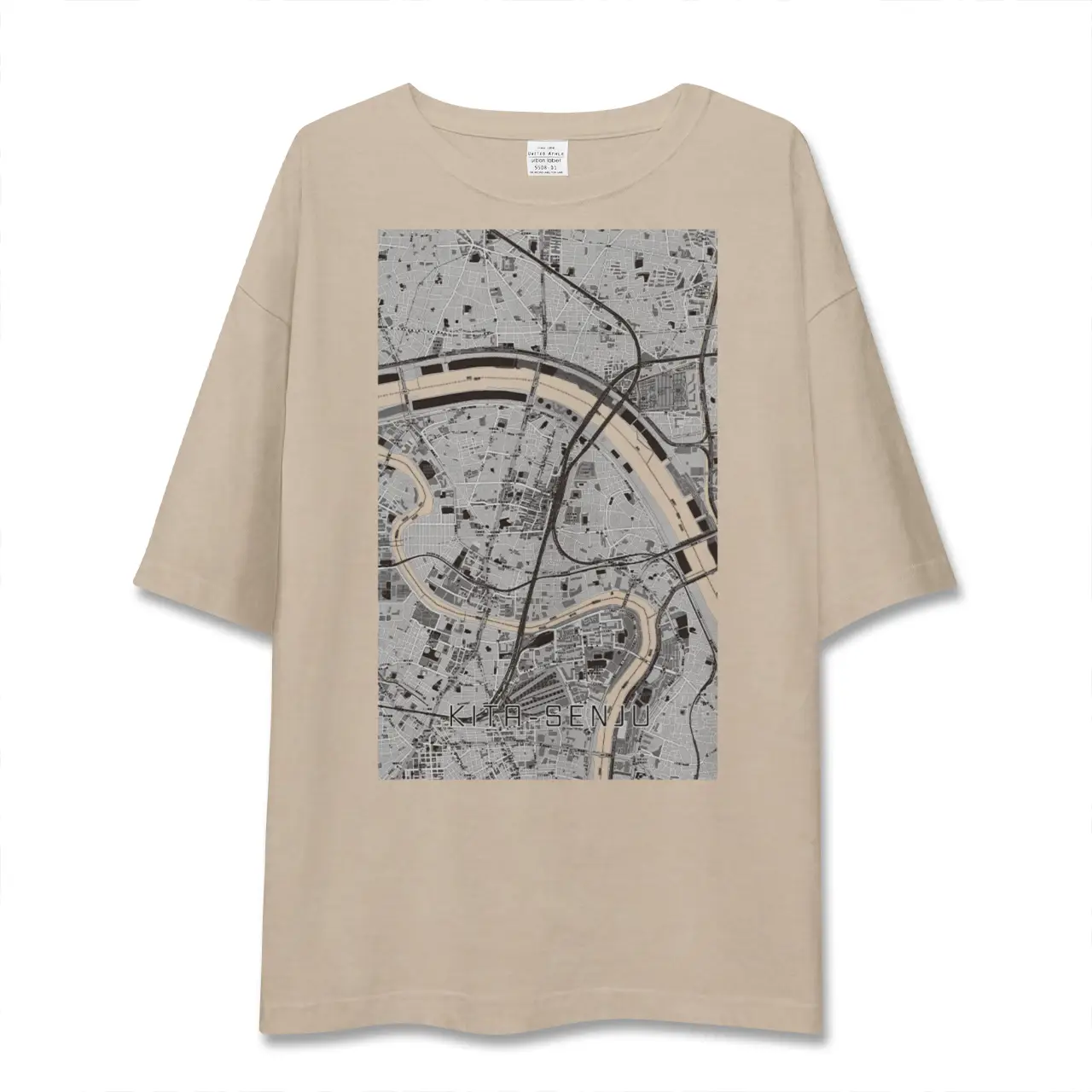 【北千住（東京都）】地図柄ビッグシルエットTシャツ