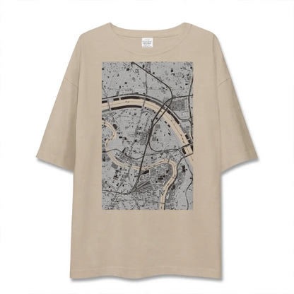 【北千住（東京都）】地図柄ビッグシルエットTシャツ