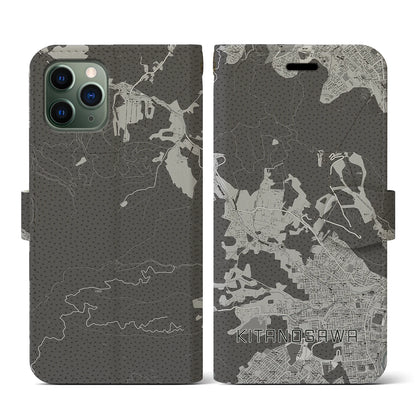 【北の沢（北海道）】地図柄iPhoneケース（手帳タイプ）モノトーン・iPhone 11 Pro 用