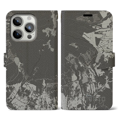 【清里（山梨県）】地図柄iPhoneケース（手帳タイプ）モノトーン・iPhone 15 Pro 用