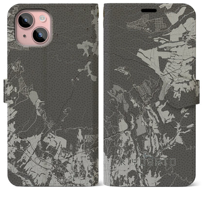 【清里（山梨県）】地図柄iPhoneケース（手帳タイプ）モノトーン・iPhone 15 Plus 用