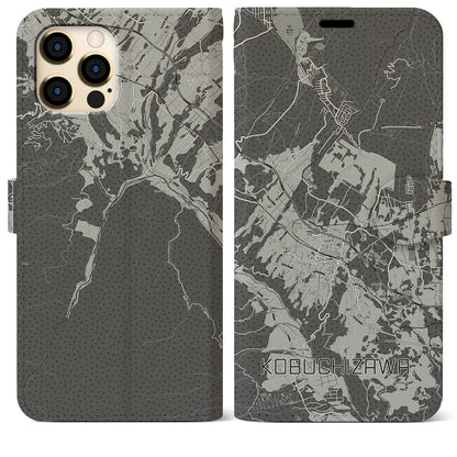 【小淵沢（山梨県）】地図柄iPhoneケース（手帳タイプ）モノトーン・iPhone 12 Pro Max 用