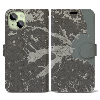 【久慈（岩手県）】地図柄iPhoneケース（手帳タイプ）モノトーン・iPhone 15 用
