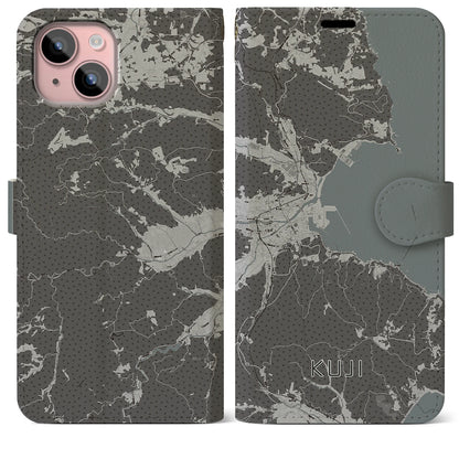 【久慈（岩手県）】地図柄iPhoneケース（手帳タイプ）モノトーン・iPhone 15 Plus 用