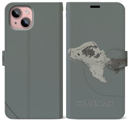 【久米島（沖縄県）】地図柄iPhoneケース（手帳タイプ）モノトーン・iPhone 15 Plus 用
