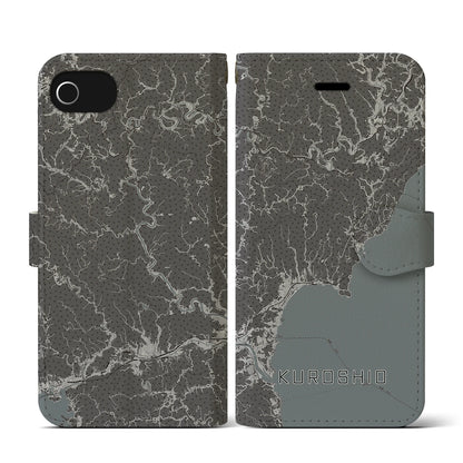 【黒潮（高知県）】地図柄iPhoneケース（手帳タイプ）モノトーン・iPhone SE（第3 / 第2世代） / 8 / 7 / 6s / 6 用