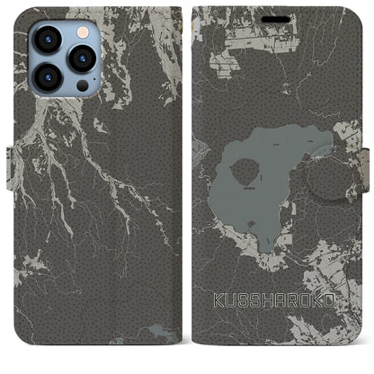 【屈斜路湖（北海道）】地図柄iPhoneケース（手帳タイプ）モノトーン・iPhone 13 Pro Max 用