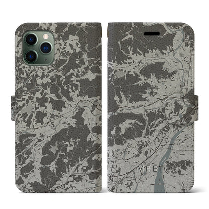 【真備（岡山県）】地図柄iPhoneケース（手帳タイプ）モノトーン・iPhone 11 Pro 用