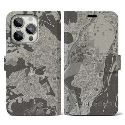 【真駒内（北海道）】地図柄iPhoneケース（手帳タイプ）モノトーン・iPhone 15 Pro 用