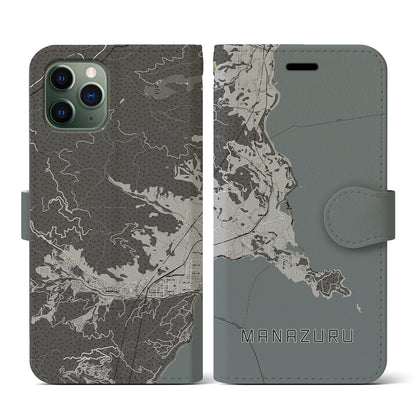 【真鶴（神奈川県）】地図柄iPhoneケース（手帳タイプ）モノトーン・iPhone 11 Pro 用