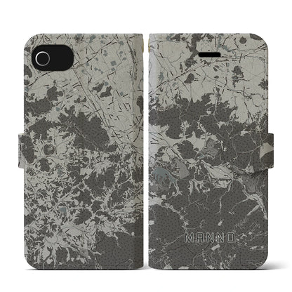 【まんのう（香川県）】地図柄iPhoneケース（手帳タイプ）モノトーン・iPhone SE（第3 / 第2世代） / 8 / 7 / 6s / 6 用