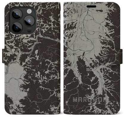 【丸森（宮城県）】地図柄iPhoneケース（手帳タイプ）モノトーン・iPhone 15 Pro Max 用