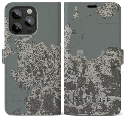 【松浦（長崎県）】地図柄iPhoneケース（手帳タイプ）モノトーン・iPhone 15 Pro Max 用