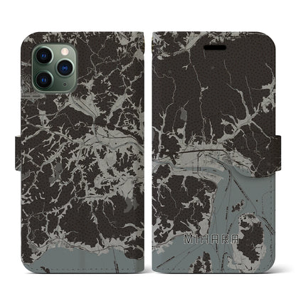 【三原（広島県）】地図柄iPhoneケース（手帳タイプ）モノトーン・iPhone 11 Pro 用