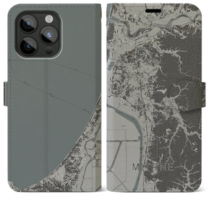 【三種（秋田県）】地図柄iPhoneケース（手帳タイプ）モノトーン・iPhone 15 Pro Max 用