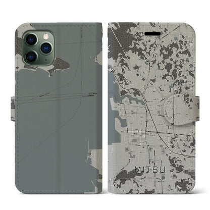 【三津（愛媛県）】地図柄iPhoneケース（手帳タイプ）モノトーン・iPhone 11 Pro 用