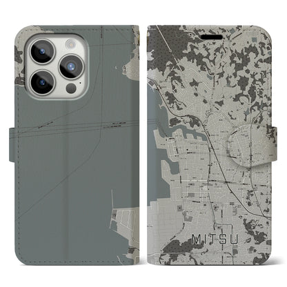 【三津（愛媛県）】地図柄iPhoneケース（手帳タイプ）モノトーン・iPhone 15 Pro 用