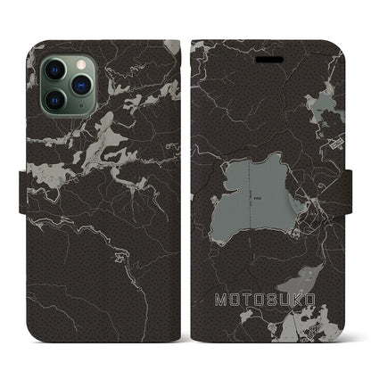 【本栖湖（山梨県）】地図柄iPhoneケース（手帳タイプ）モノトーン・iPhone 11 Pro 用