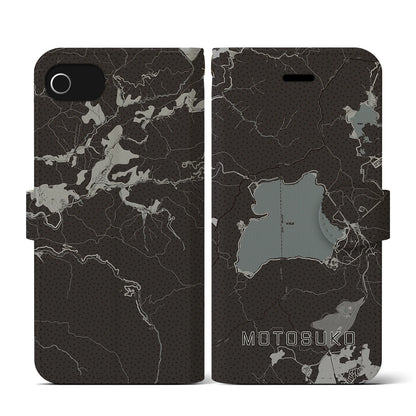 【本栖湖（山梨県）】地図柄iPhoneケース（手帳タイプ）モノトーン・iPhone SE（第3 / 第2世代） / 8 / 7 / 6s / 6 用