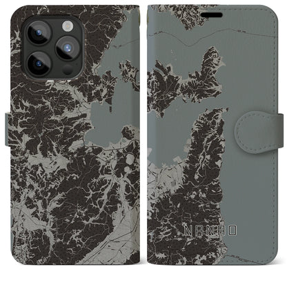 【七尾（石川県）】地図柄iPhoneケース（手帳タイプ）モノトーン・iPhone 15 Pro Max 用